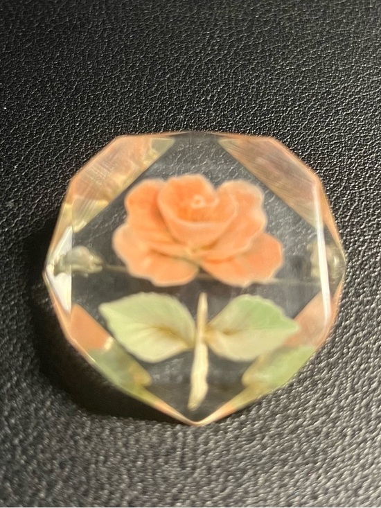 Jewelry - Floral Resin Rose Pin Brooch in Peach and Green